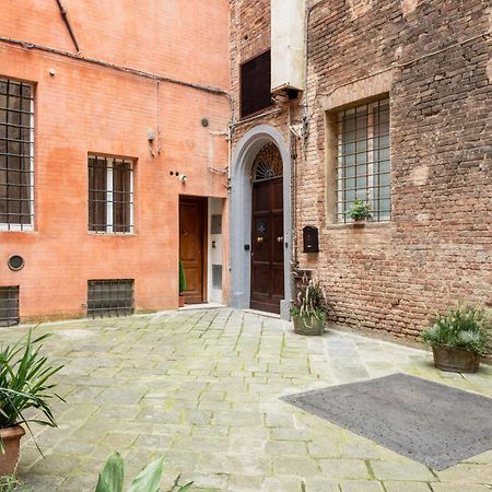 Palazzo Patrizi Suites & Spa Siena Buitenkant foto